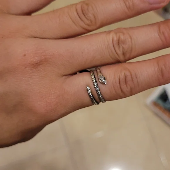 Urban Outfitters Jewelry Size Mexican 925 Slithering Serpent